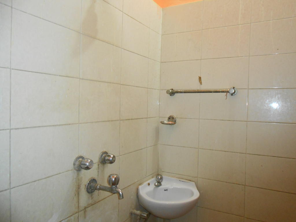 Maruti Guest House Varanasi Rom bilde